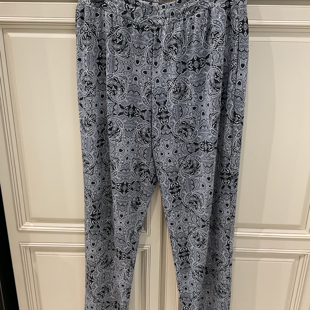Nue Options Black and Gray comfy pants with Paisley Print